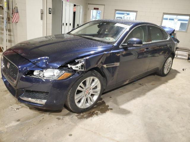 Obraz 1 z 2018 JAGUAR XF PREMIUM 2018 z VIN SAJBJ4EVXJCY55551