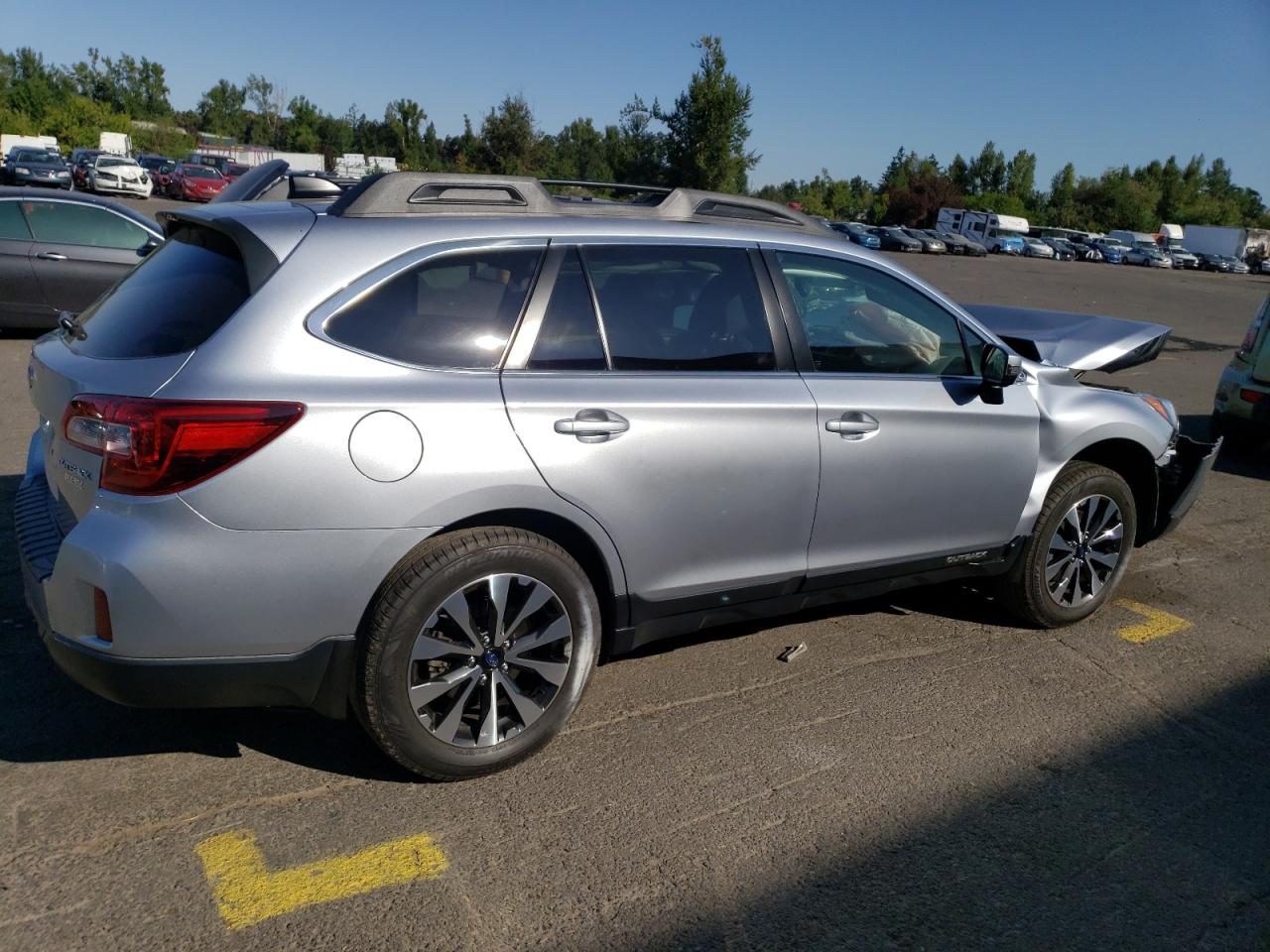 Image 3 of 2016 SUBARU OUTBACK 2.5I LIMITED 2016 with VIN 4S4BSAJC1G3344779