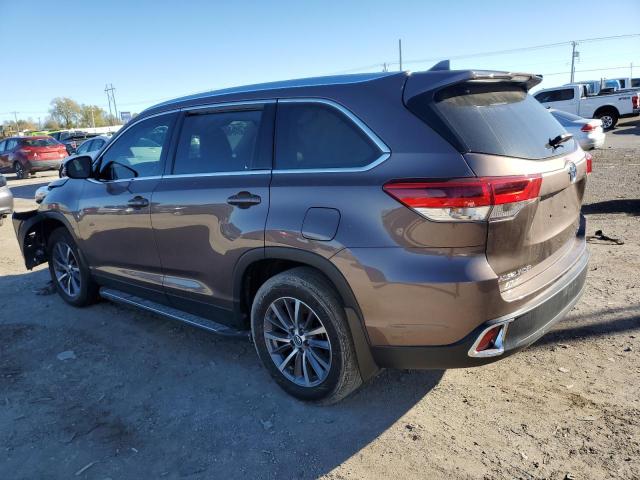 Obraz 2 z 2019 TOYOTA HIGHLANDER SE 2019 z VIN 5TDJZRFH7KS726806