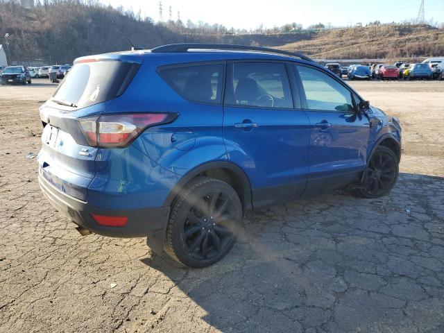 Image 3 of 2017 FORD ESCAPE SE 2017 with VIN 1FMCU9GD7HUE04167