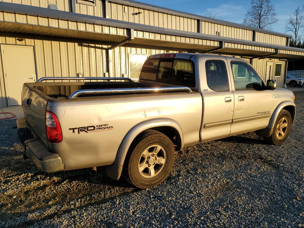 Image 3 of 2005 TOYOTA TUNDRA ACCESS CAB SR5 2005 with VIN 5TBRT34155S460433