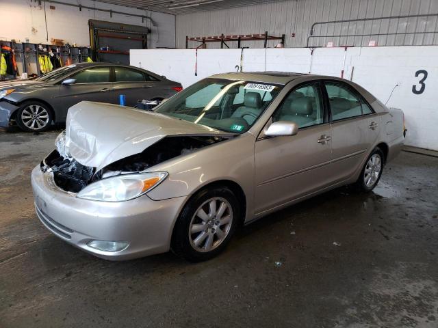 Image 1 of 2004 TOYOTA CAMRY LE 2004 with VIN 4T1BF30K04U589054