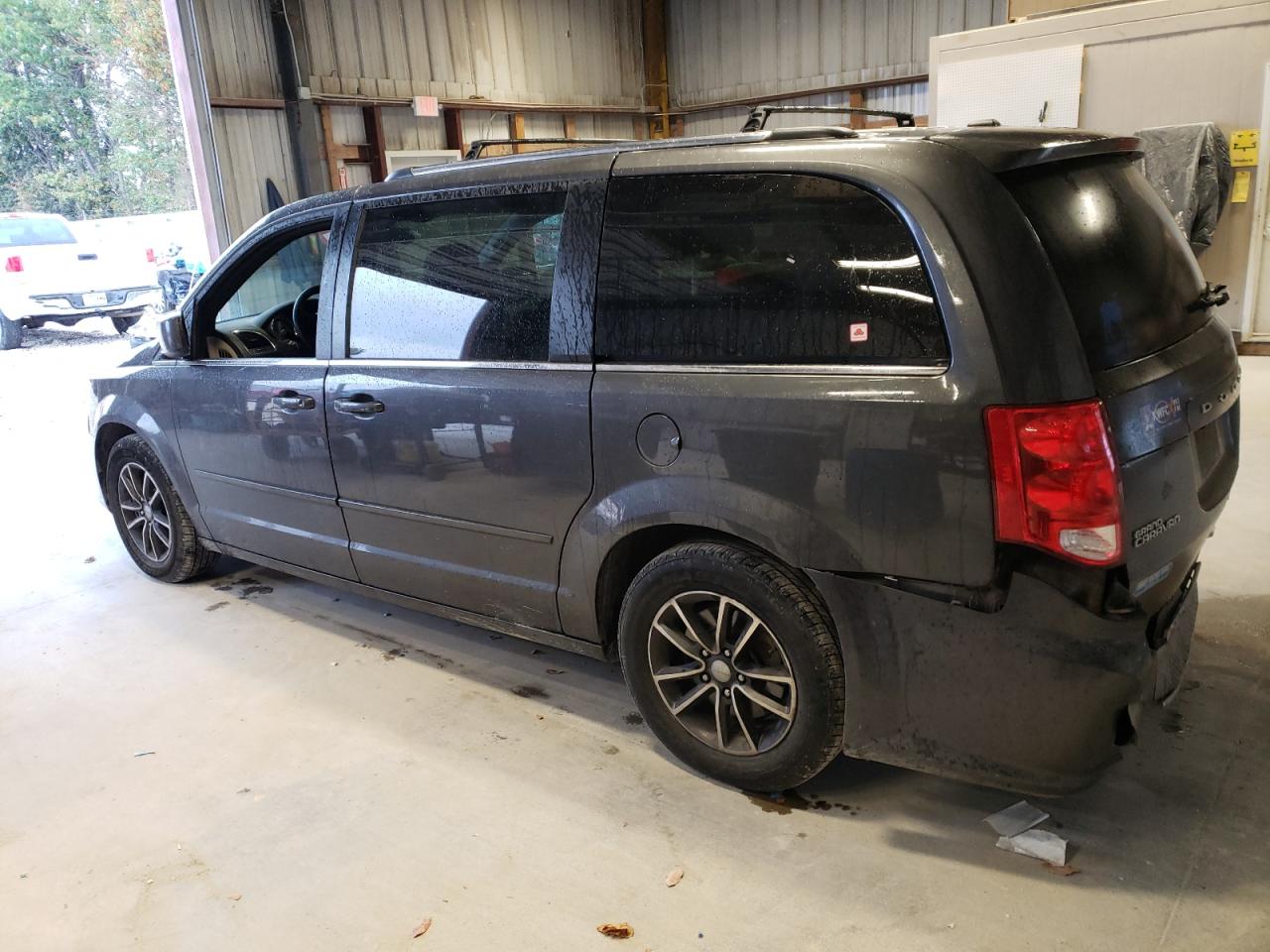 Image 2 of 2017 DODGE GRAND CARAVAN SXT 2017 with VIN 2C4RDGCG5HR674658