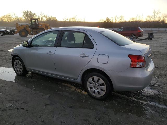 Obraz 2 z 2008 TOYOTA YARIS  2008 z VIN JTDBT903384008287