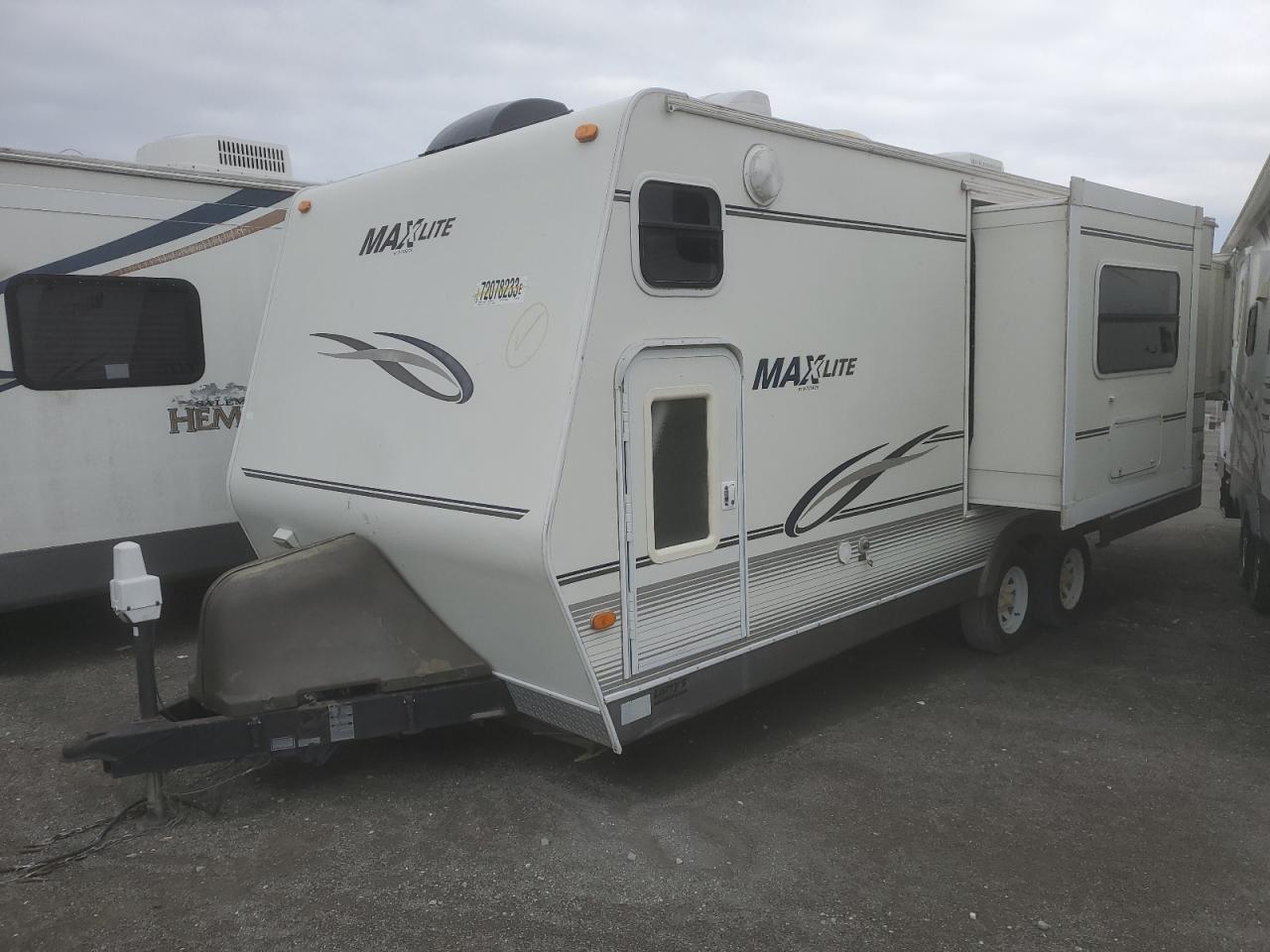 Image 2 of 2005 RVIS TRAILER 2005 with VIN 4WYT32J2351501035