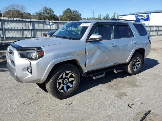 Obraz 1 z 2020 TOYOTA 4RUNNER SR5/SR5 PREMIUM 2020 z VIN JTEBU5JR4L5803209