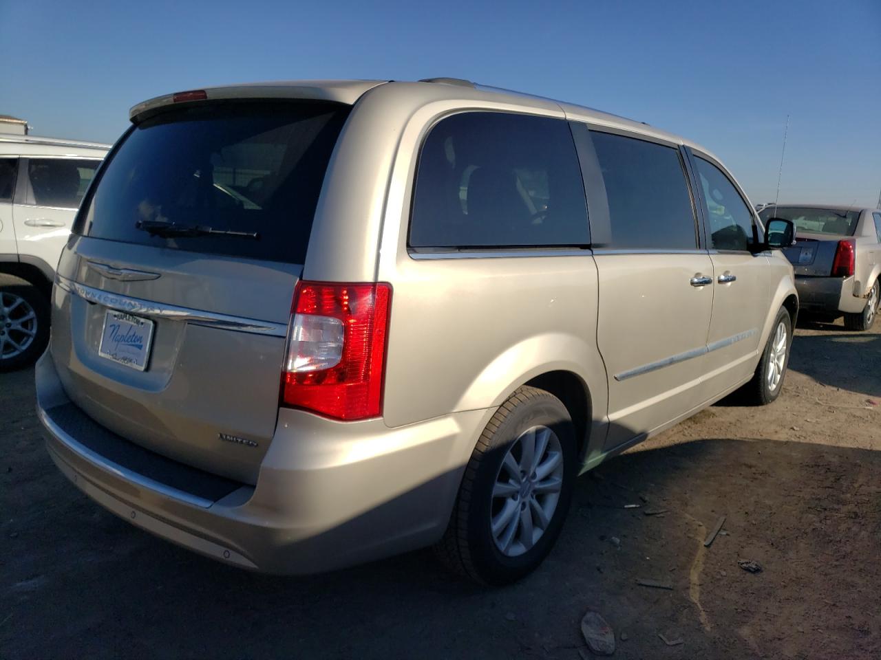 Obraz 3 z 2015 CHRYSLER TOWN & COUNTRY LIMITED 2015 z VIN 2C4RC1JG3FR698120