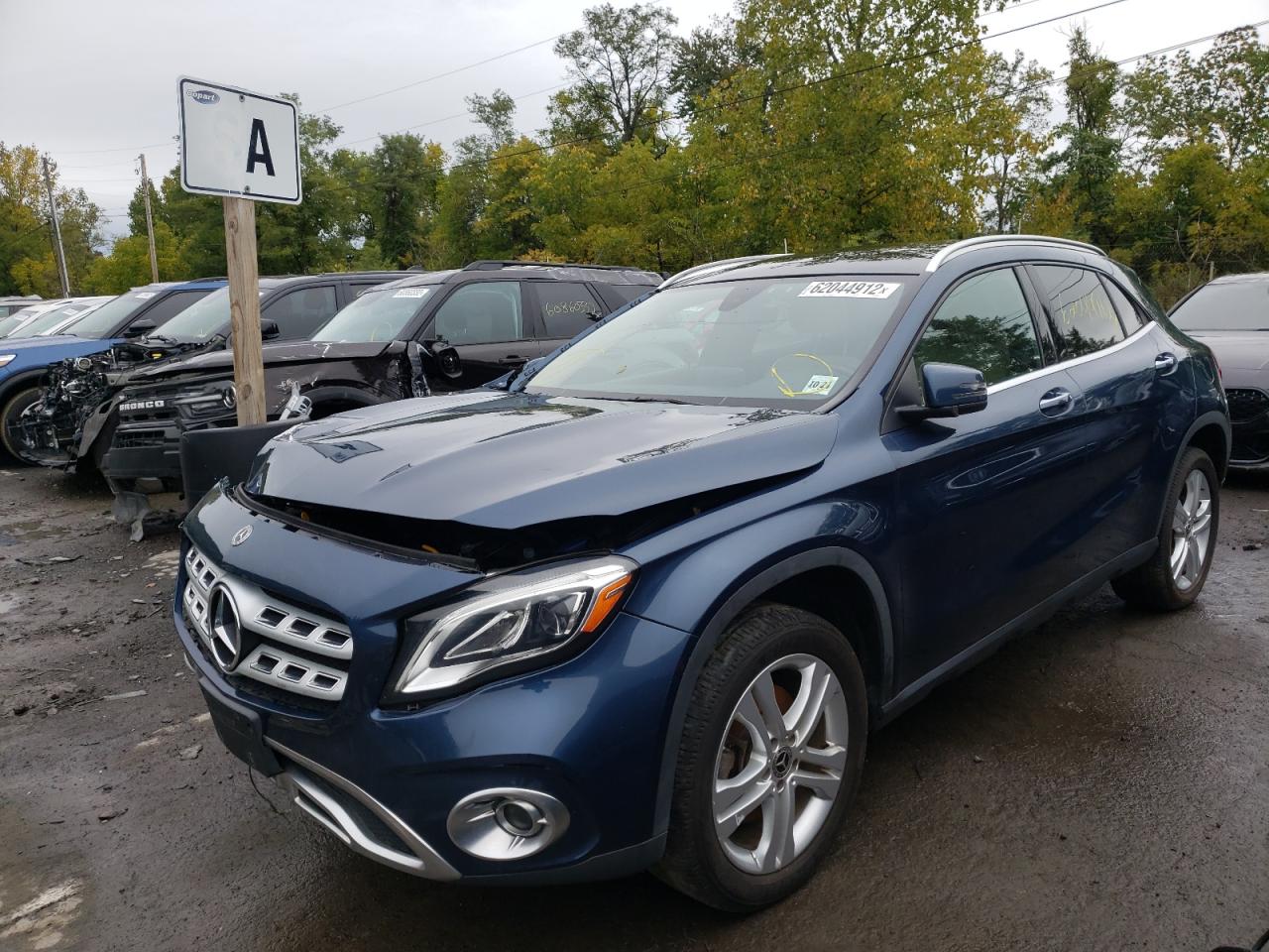 Image 2 of Mercedes-Benz Gla 250 4Matic 2020 with VIN WDCTG4GB1LJ666428