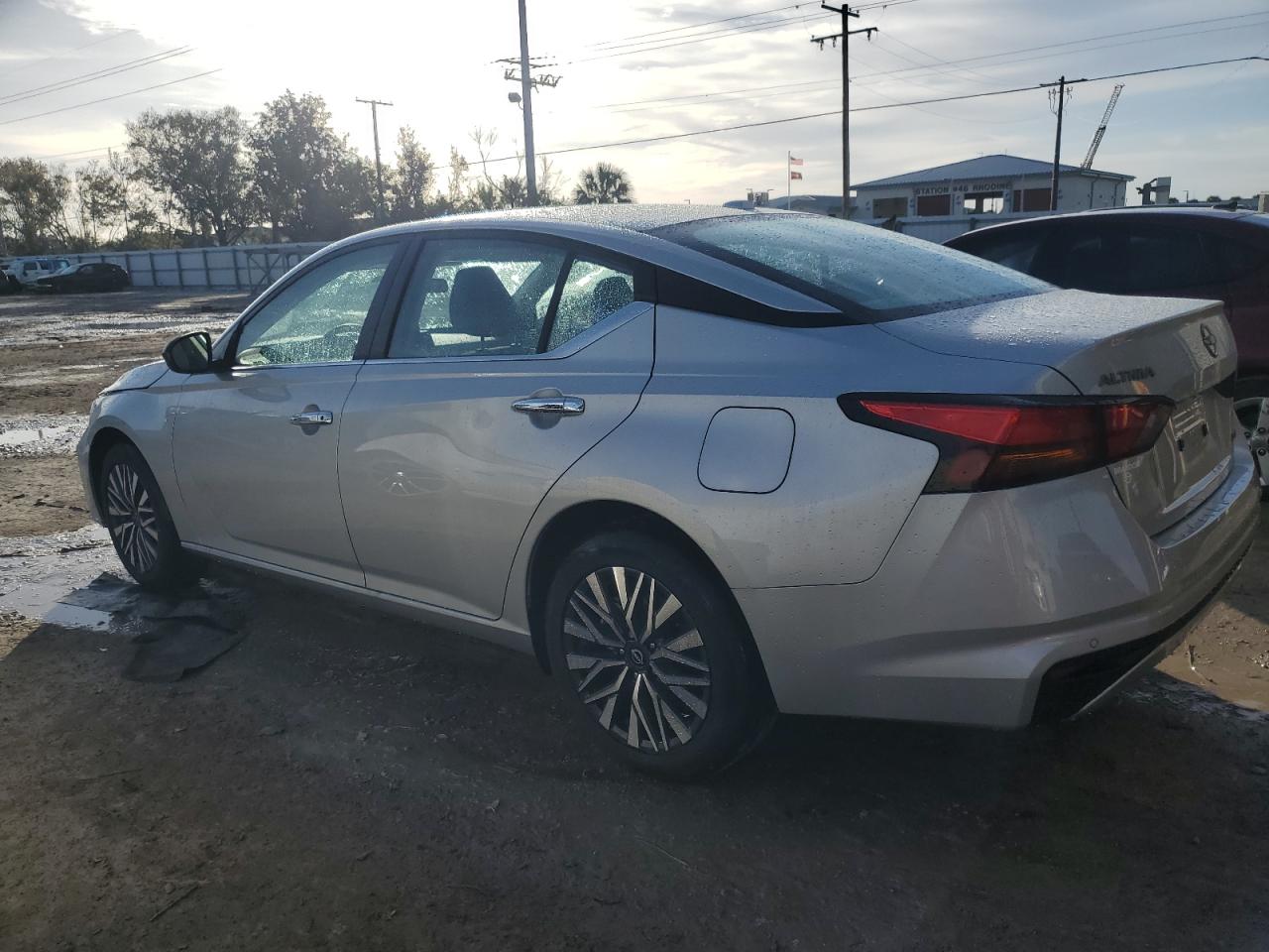 Изображение 2 2024 NISSAN ALTIMA SV 2024 с VIN 1N4BL4DW7RN334733