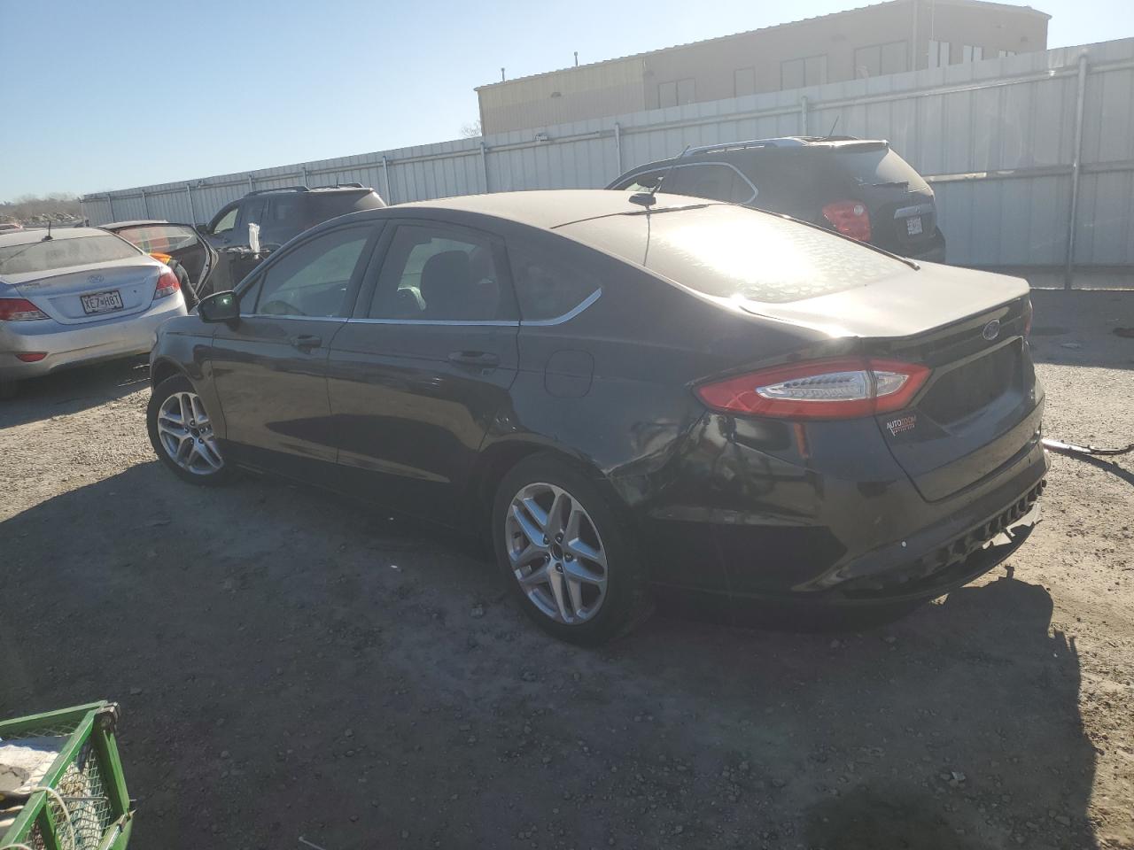 Image 2 of 2013 FORD FUSION SE 2013 with VIN 3FA6P0HR8DR233418