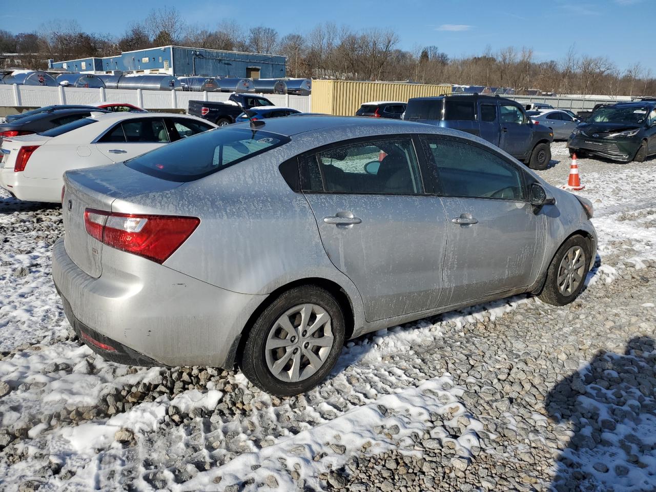 Image 3 of 2015 KIA RIO LX 2015 with VIN KNADM4A32F6503294