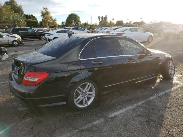 Image 3 of 2014 MERCEDES-BENZ C 250 2014 with VIN WDDGF4HB9EG233941