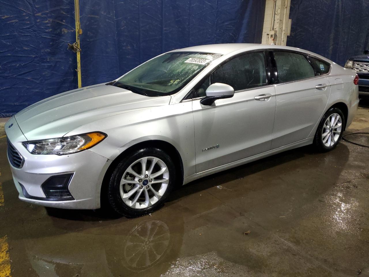 Obraz 1 z 2019 FORD FUSION SE 2019 z VIN 3FA6P0LU2KR167523