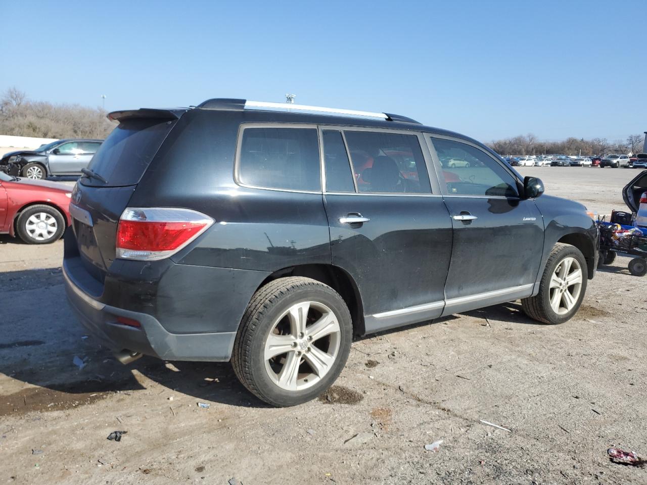 Image 3 of 2012 TOYOTA HIGHLANDER LIMITED 2012 with VIN 5TDDK3EHXCS133734