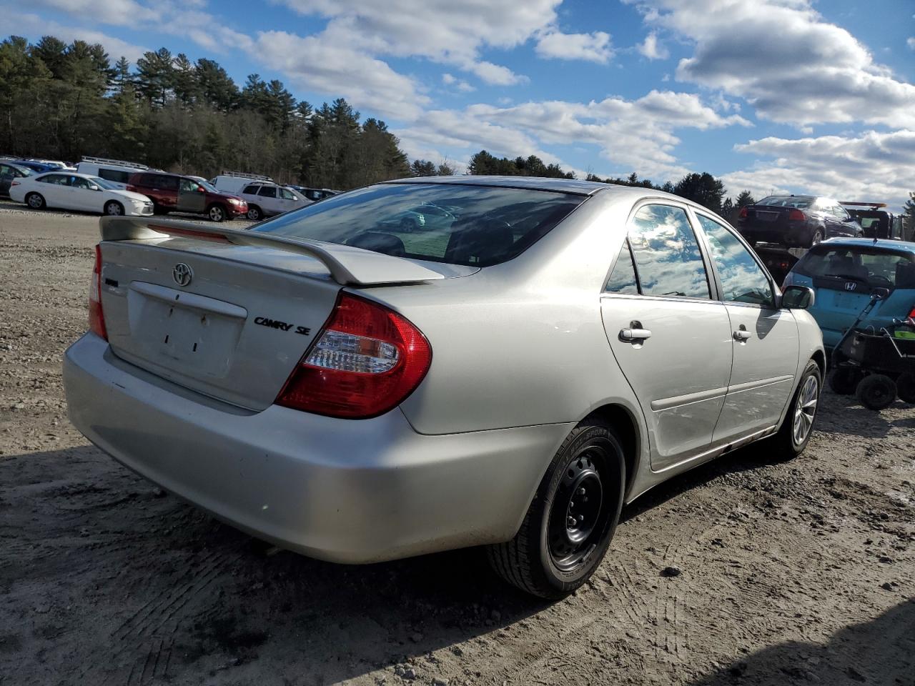 Image 3 of 2003 TOYOTA CAMRY LE 2003 with VIN 4T1BE32KX3U256827