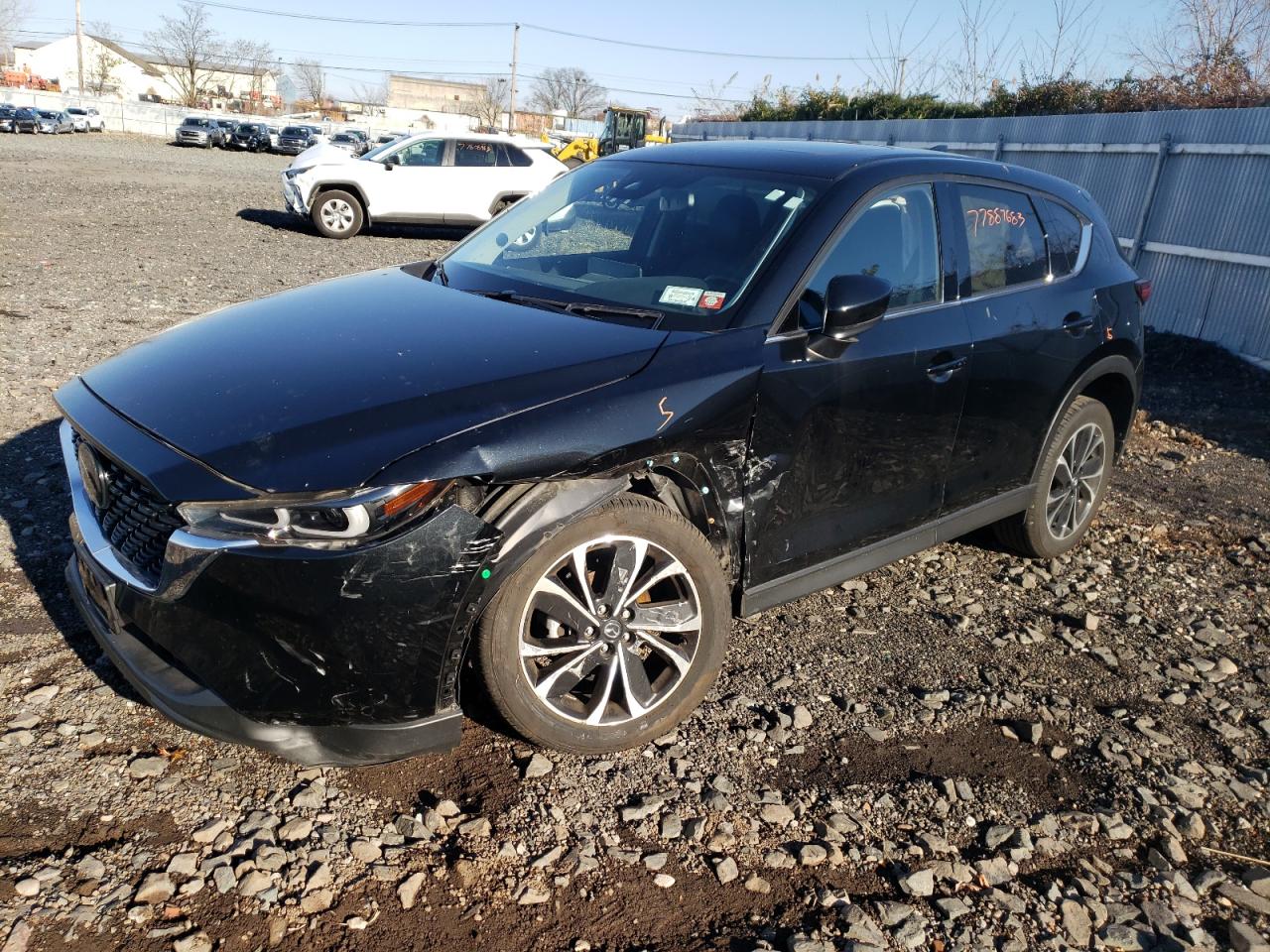Image 1 of 2022 MAZDA CX-5 PREMIUM 2022 with VIN JM3KFBDM8N0547337
