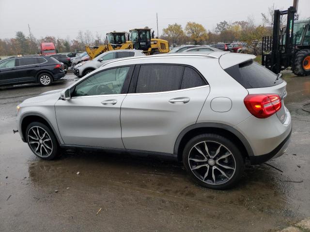 Obraz 2 z 2015 MERCEDES-BENZ GLA 250 2015 z VIN WDCTG4EBXFJ167666