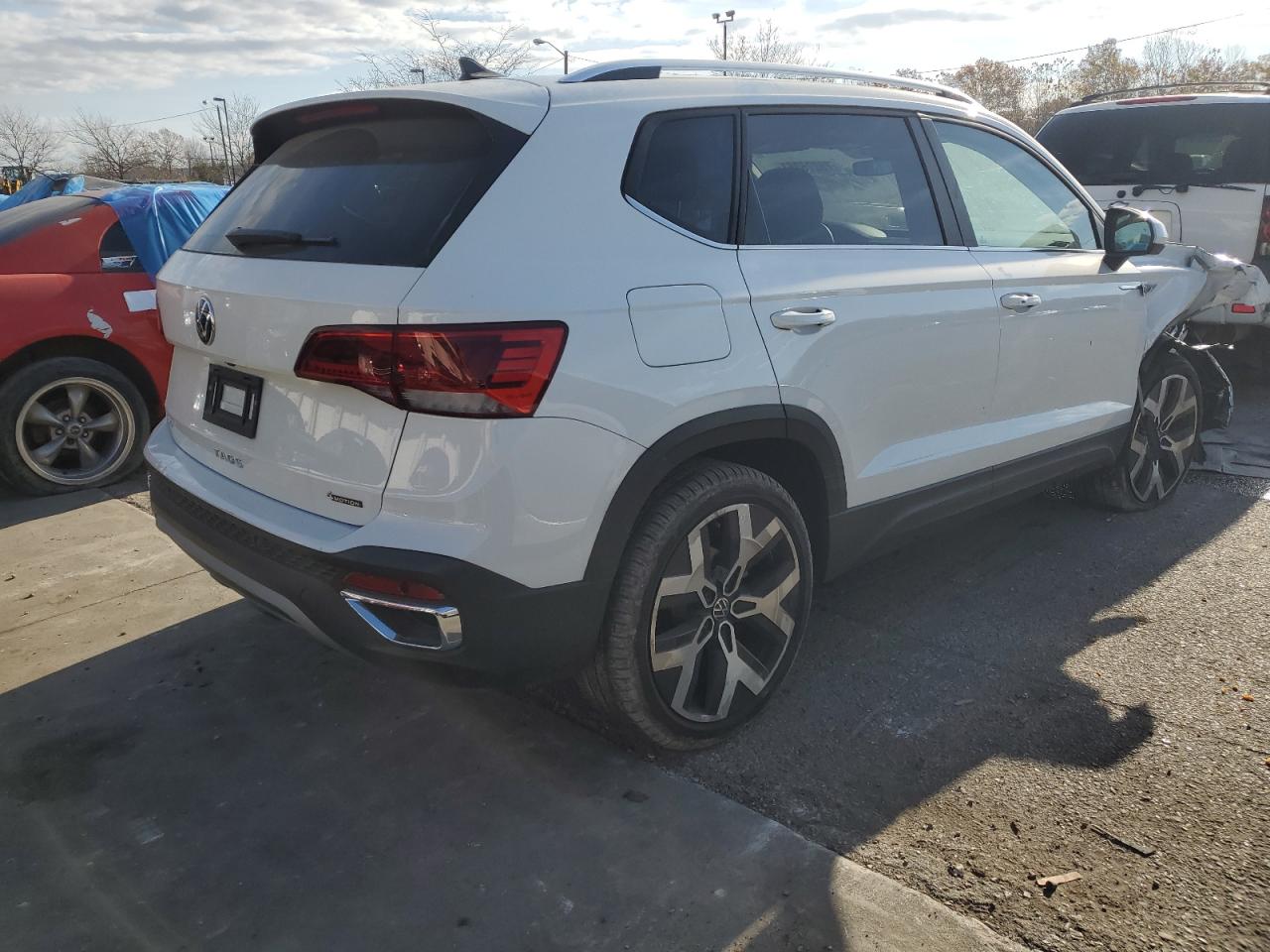 Obraz 3 z 2023 VOLKSWAGEN TAOS SEL 2023 z VIN 3VV2X7B27PM304771