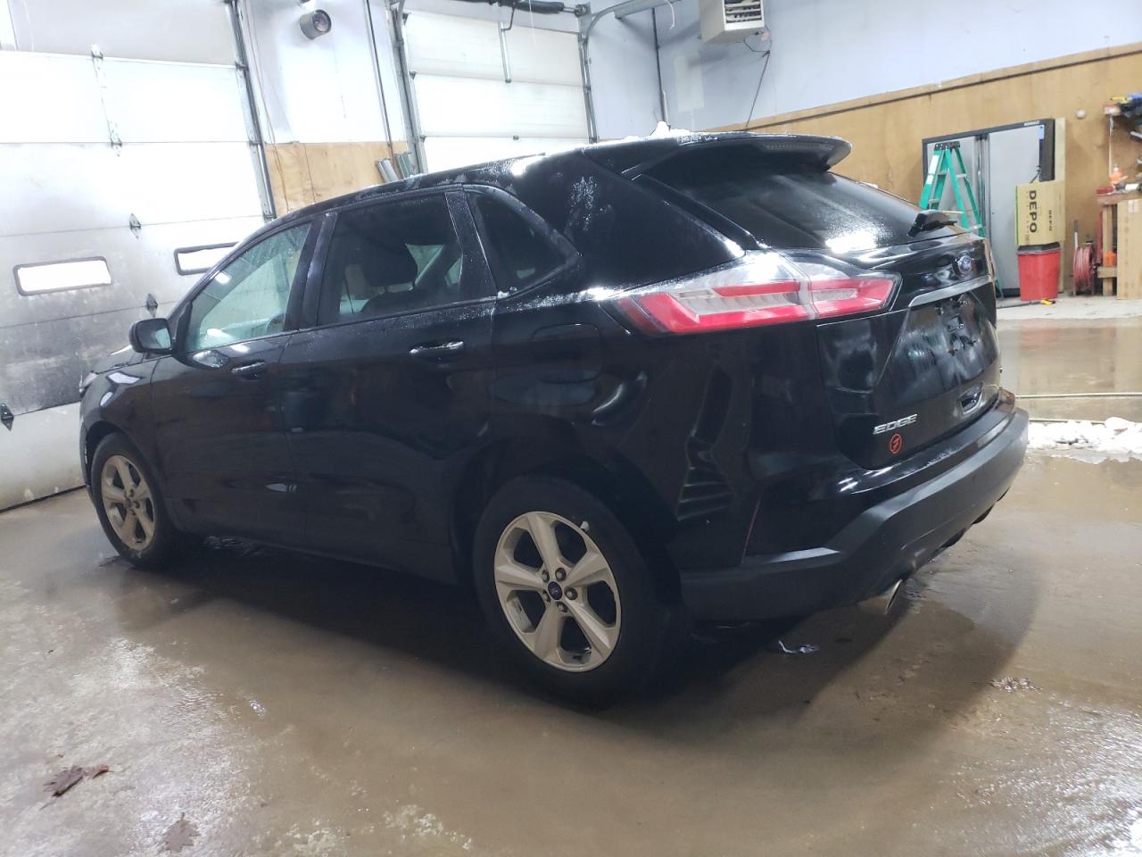 Image 2 of 2020 FORD EDGE SE 2020 with VIN 2FMPK4G99LBA35087