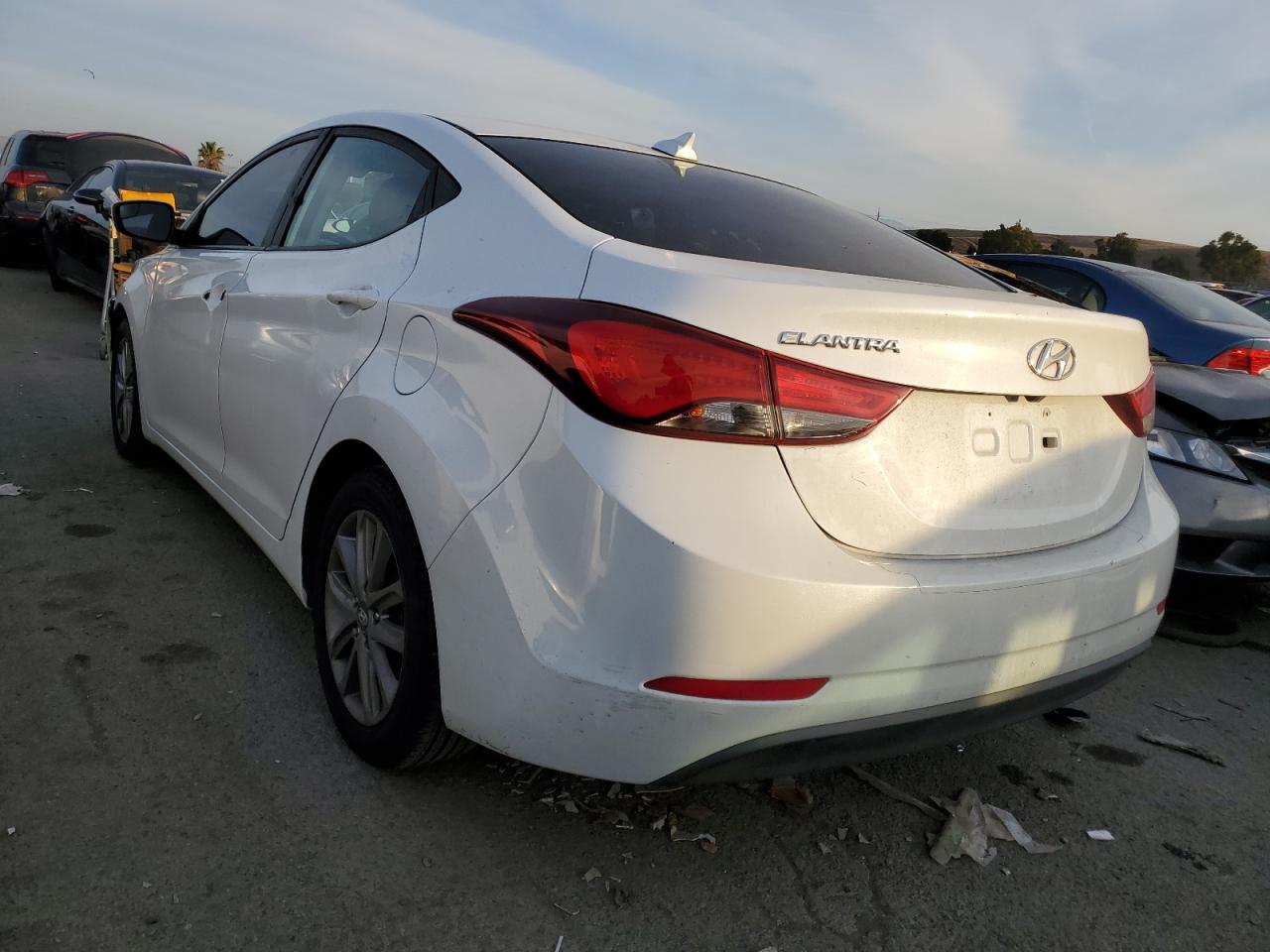 Obraz 2 z 2016 HYUNDAI ELANTRA SE 2016 z VIN 5NPDH4AE4GH657540