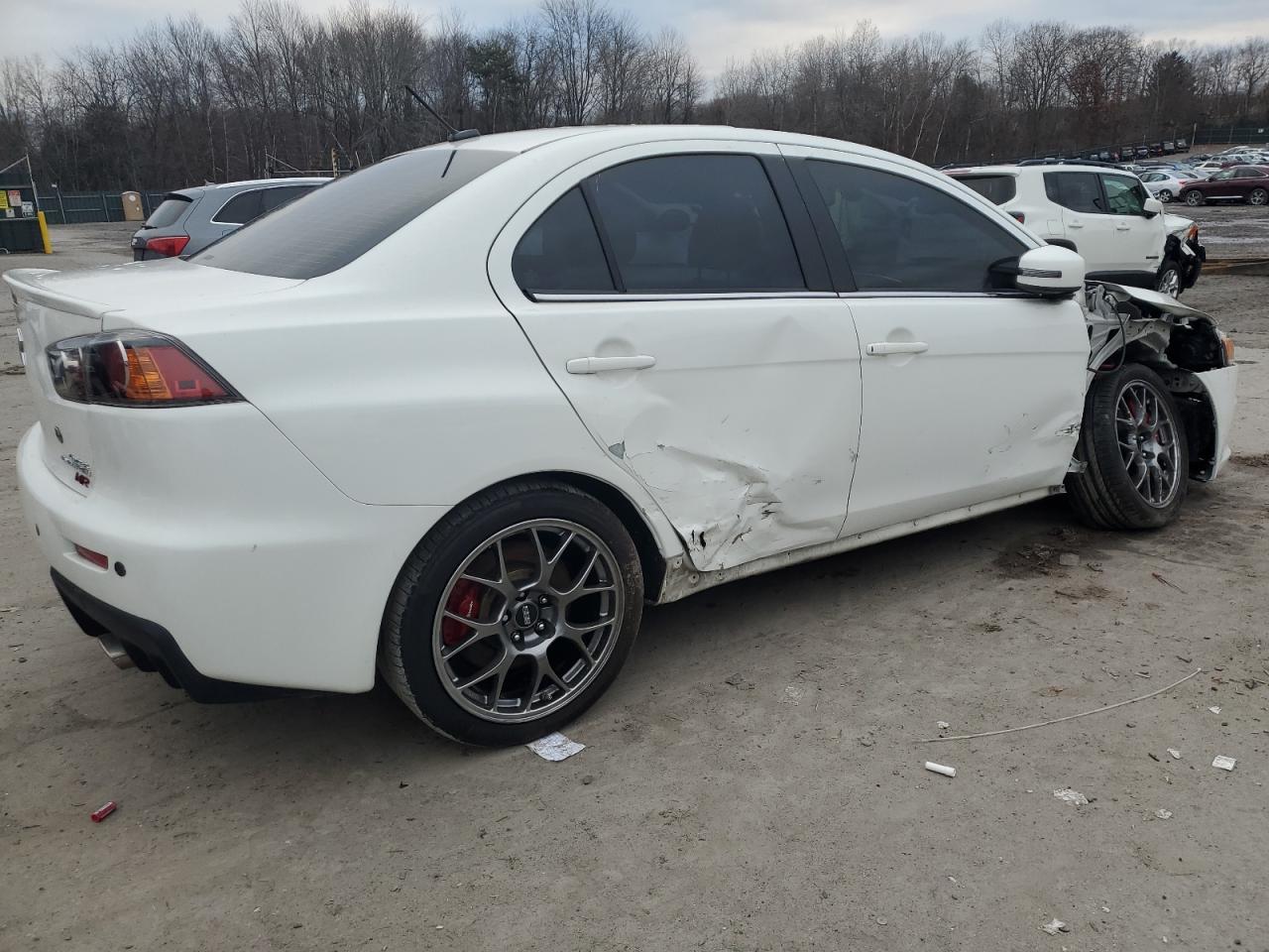 Изображение 3 2015 MITSUBISHI LANCER EVOLUTION MR 2015 с VIN JA32W5FVXFU008341