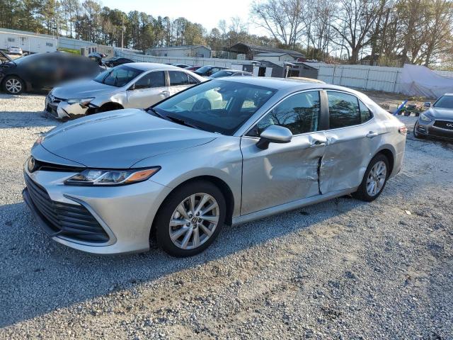Image 1 of 2022 TOYOTA CAMRY LE 2022 with VIN 4T1C11AK6NU668364