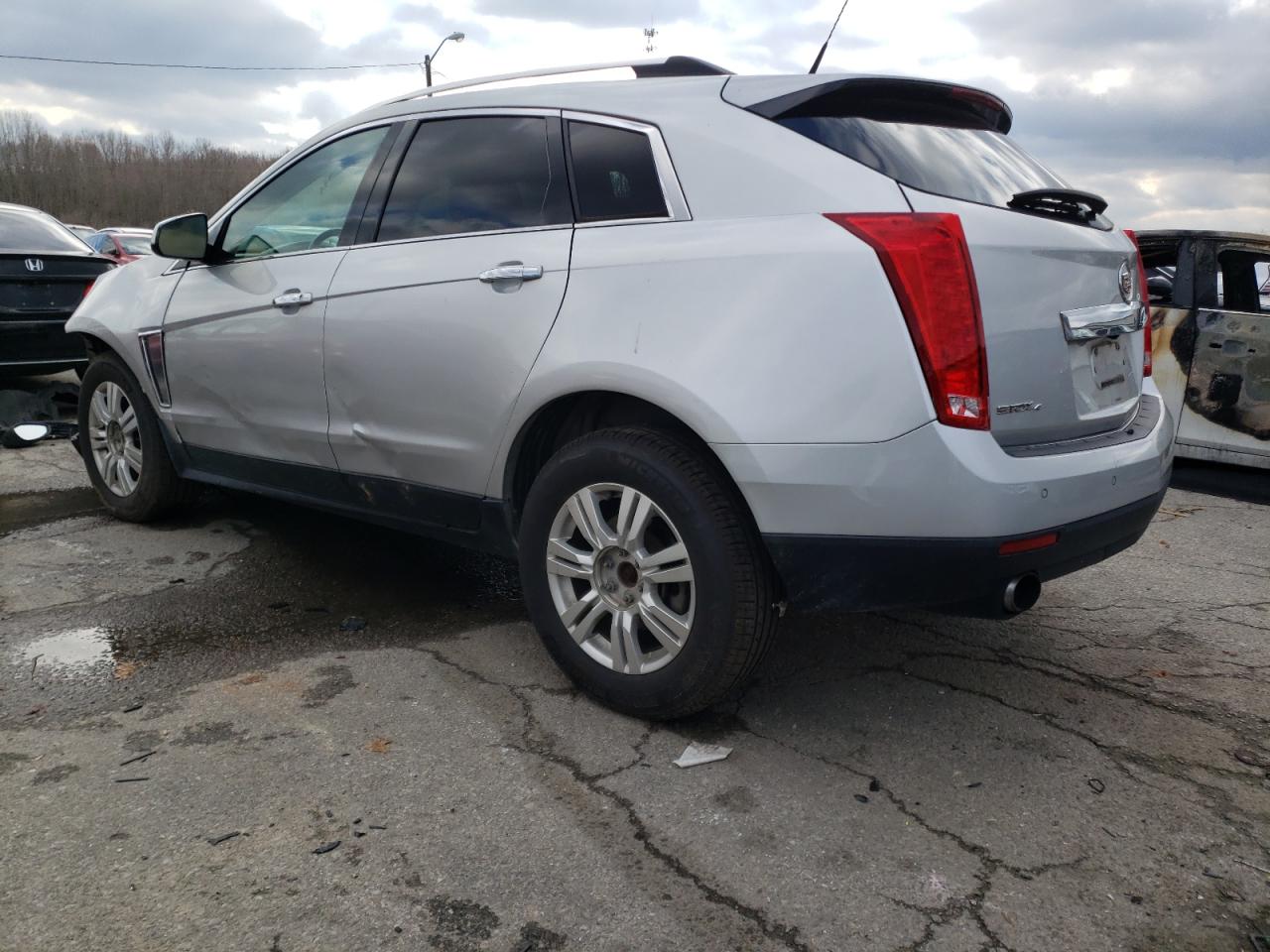 Image 2 of 2013 CADILLAC SRX LUXURY COLLECTION 2013 with VIN 3GYFNGE33DS567724