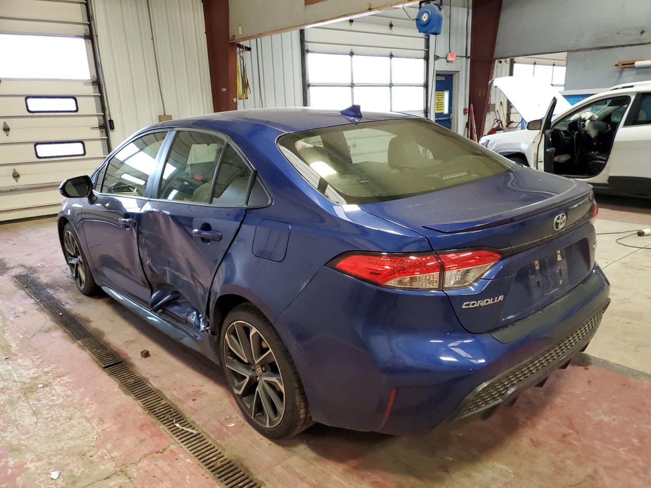 Obraz 2 z 2020 TOYOTA COROLLA SE 2020 z VIN JTDS4RCE7LJ032550