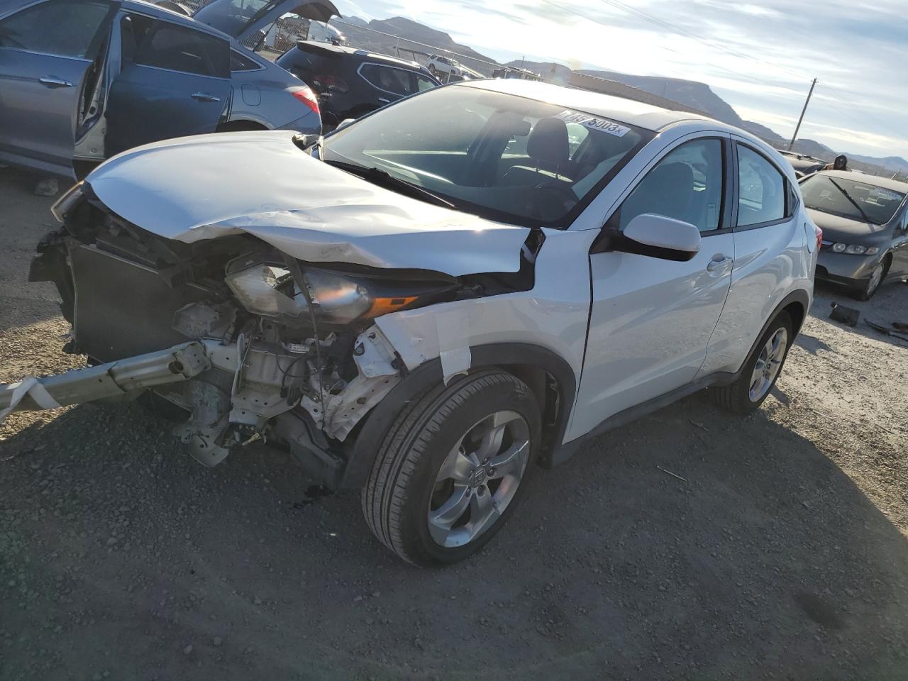 Obraz 1 z 2016 HONDA HR-V LX 2016 z VIN 3CZRU5H30GM720939