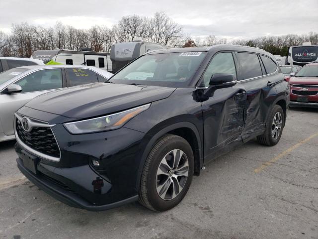 Obraz 1 z 2022 TOYOTA HIGHLANDER XLE 2022 z VIN 5TDGZRBH7NS574904