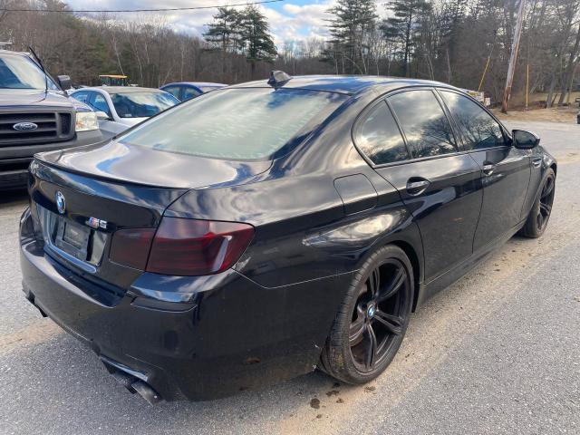 Obraz 3 z 2015 BMW M5  2015 z VIN WBSFV9C57FD594863