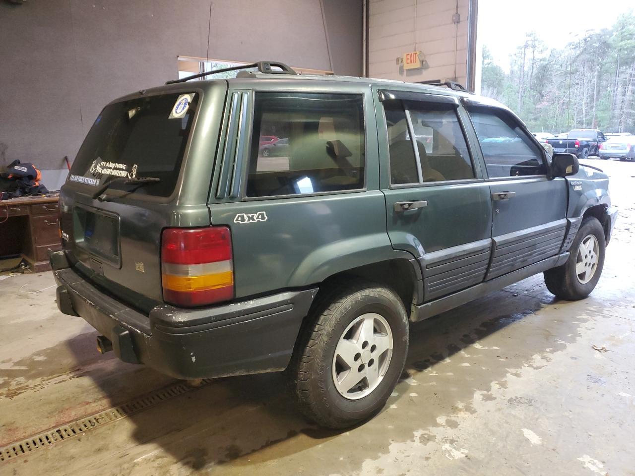Image 3 of 1994 JEEP GRAND CHEROKEE LAREDO 1994 with VIN 1J4GZ58Y8RC320250