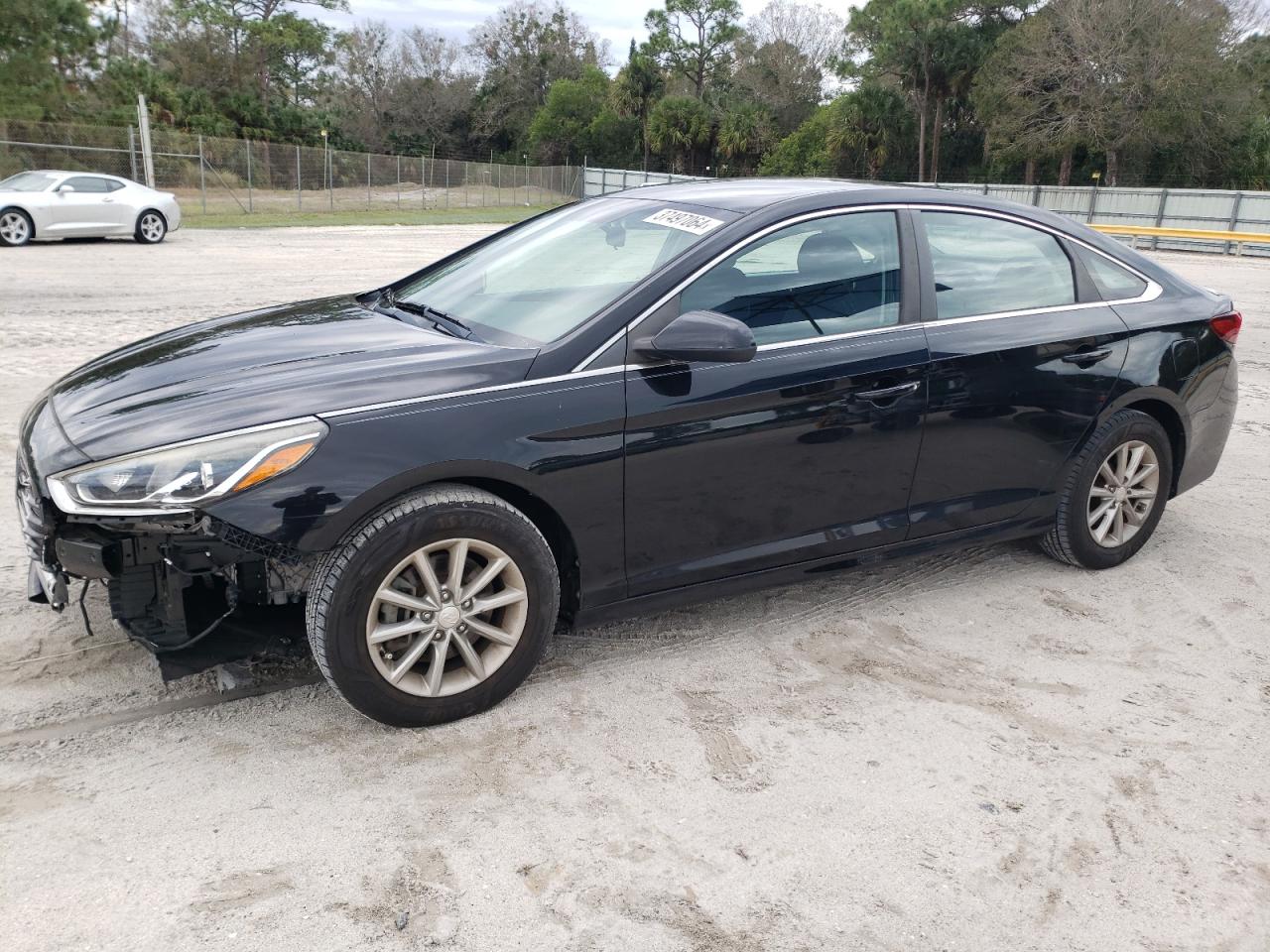 Image 1 of 2018 HYUNDAI SONATA SE 2018 with VIN 5NPE24AF3JH612983