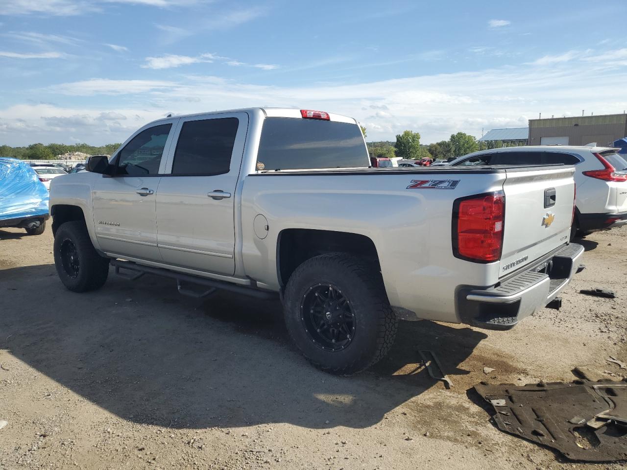 Obraz 2 z 2016 CHEVROLET SILVERADO K1500 LT 2016 z VIN 3GCUKRECXGG351863