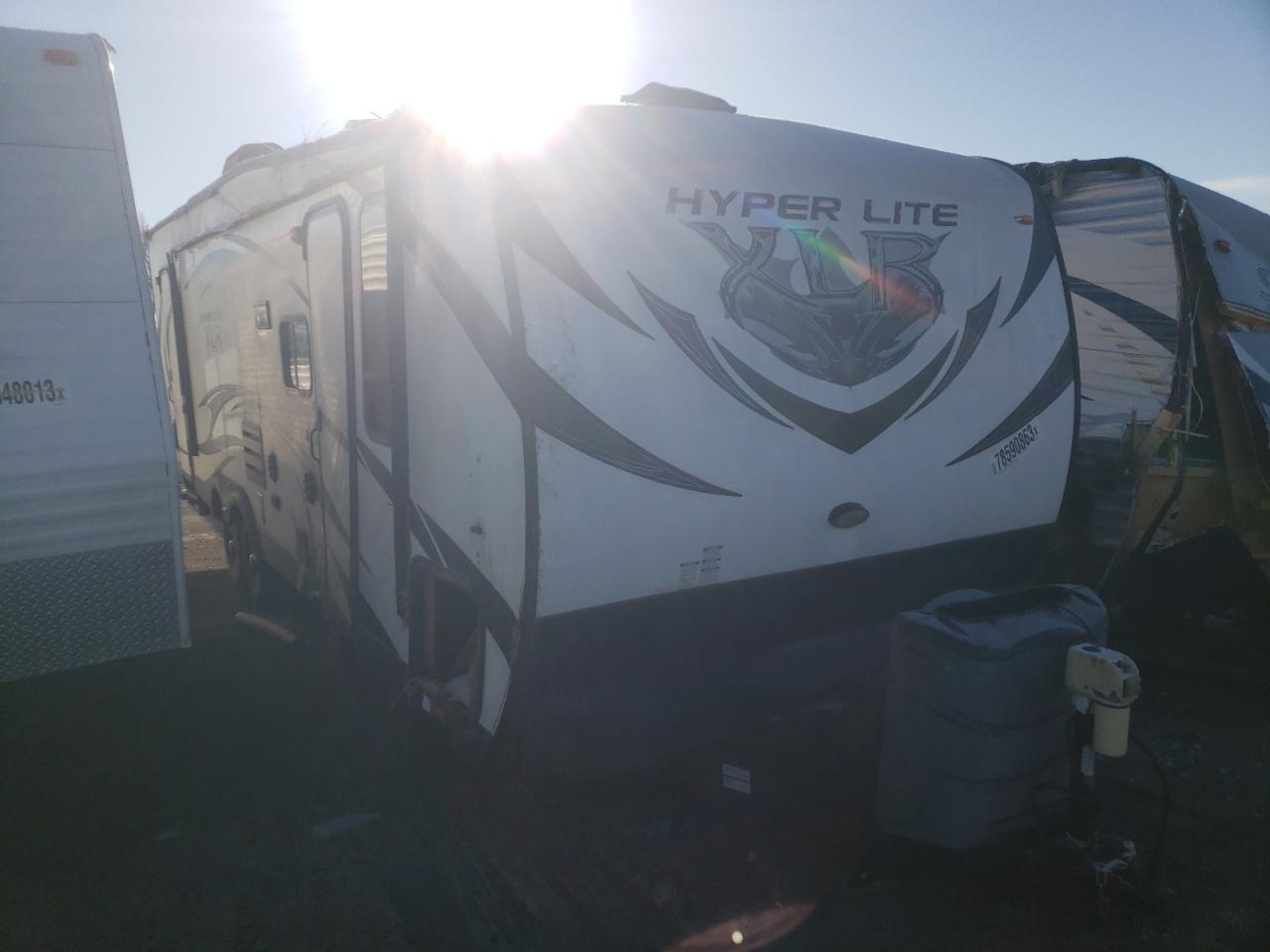 Image 1 of 2015 WILDWOOD HYPER LITE 2015 with VIN 4X4TXLC26FF158687