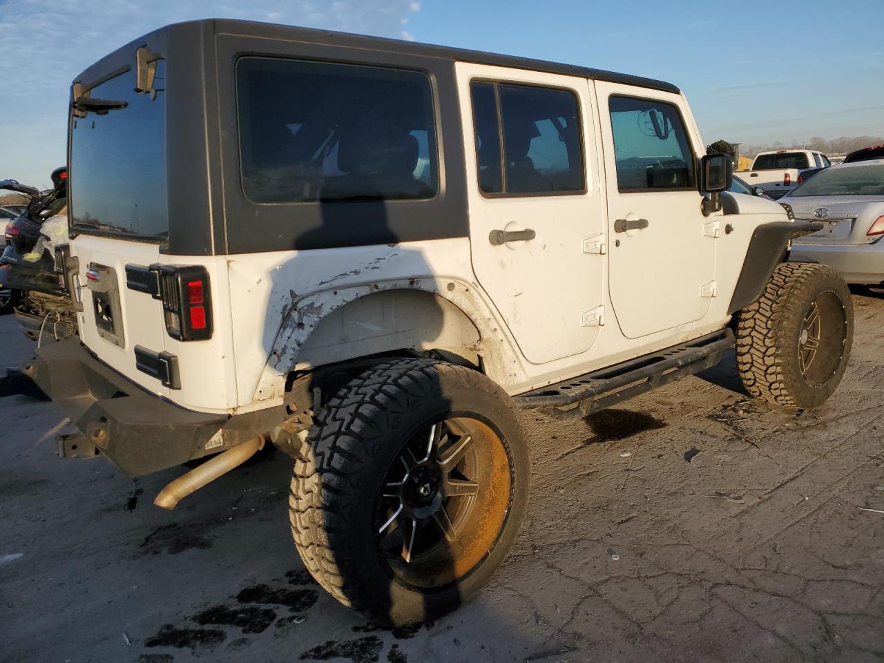 Image 3 of 2016 JEEP WRANGLER UNLIMITED SPORT 2016 with VIN 1C4BJWDG7GL239036