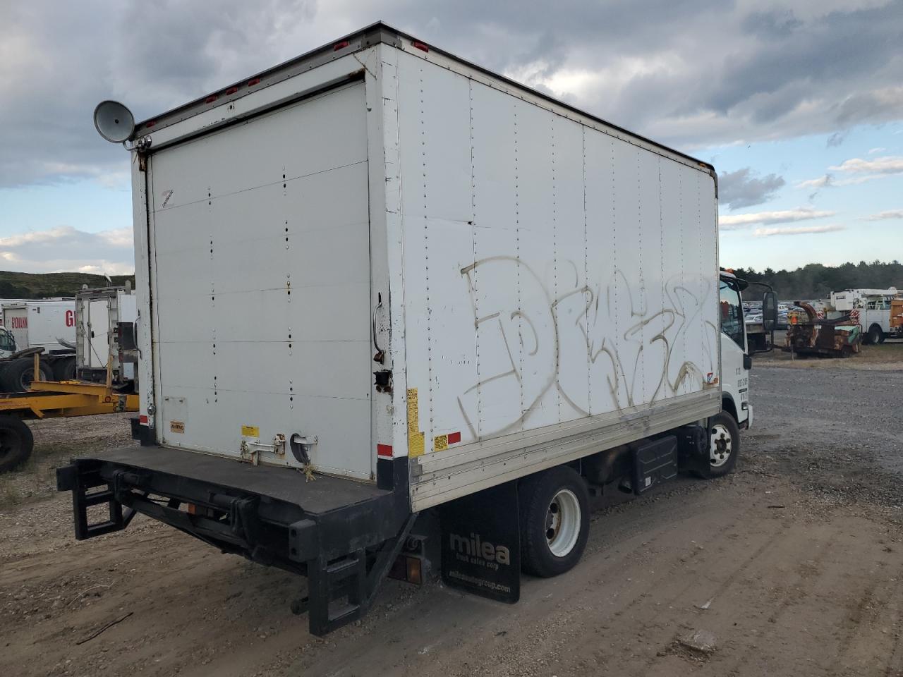 Obraz 3 z 2013 ISUZU NPR HD  2013 z VIN JALC4W168D7003229