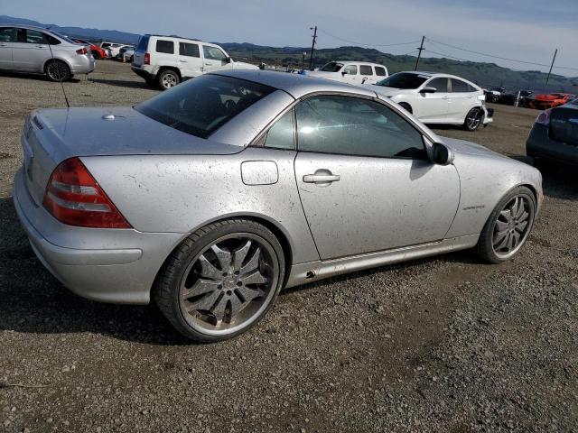 Obraz 3 z 2002 MERCEDES-BENZ SLK 230 KOMPRESSOR 2002 z VIN WDBKK49F02F263878