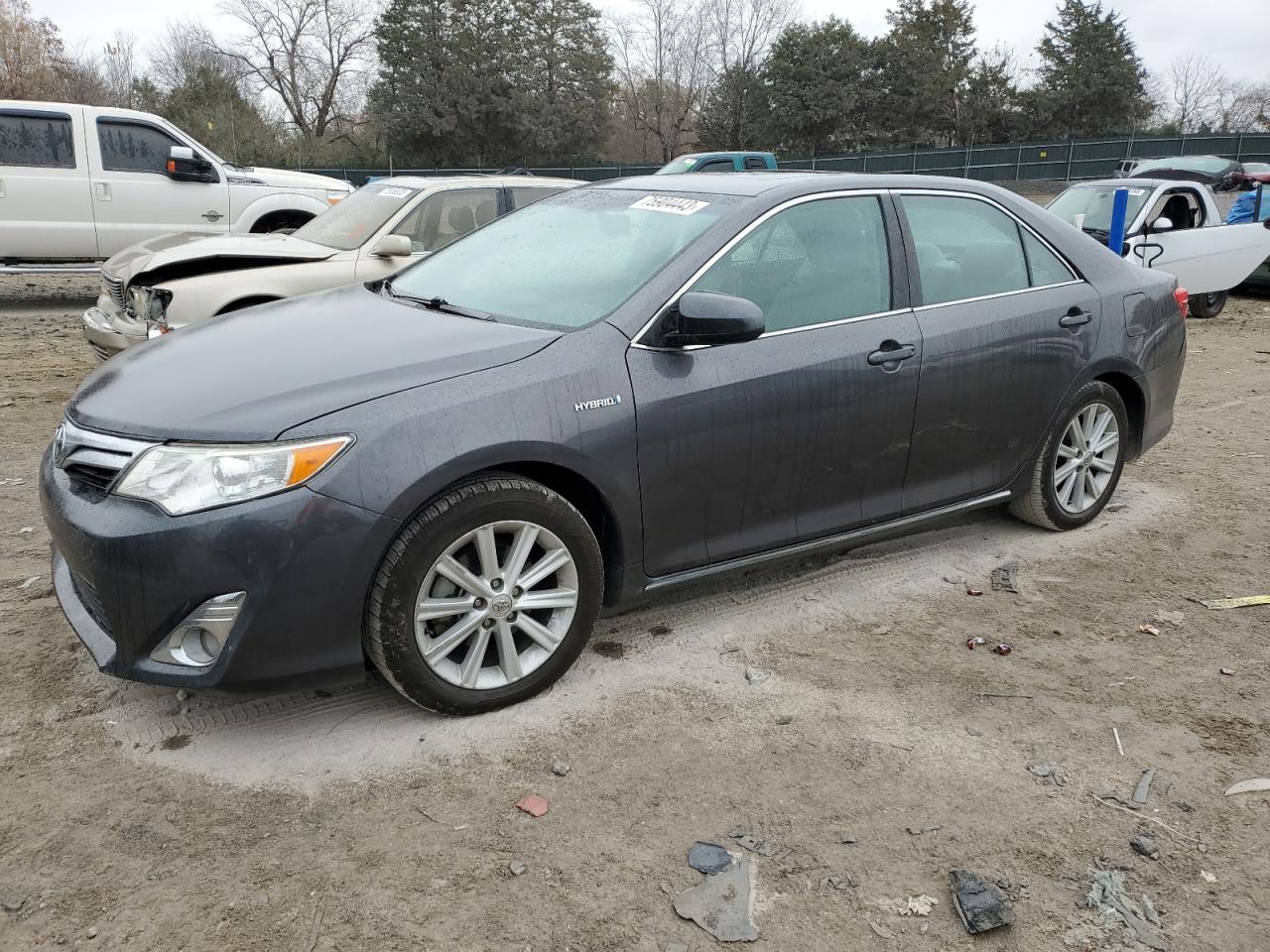 Obraz 2014 TOYOTA CAMRY HYBRID 2014