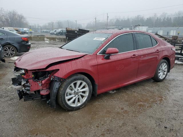 Obraz 1 z 2022 TOYOTA CAMRY LE 2022 z VIN 4T1R11BK3NU072198