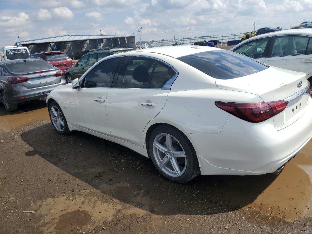 Image 2 of 2019 INFINITI Q50 LUXE 2019 with VIN JN1EV7AP6KM513747