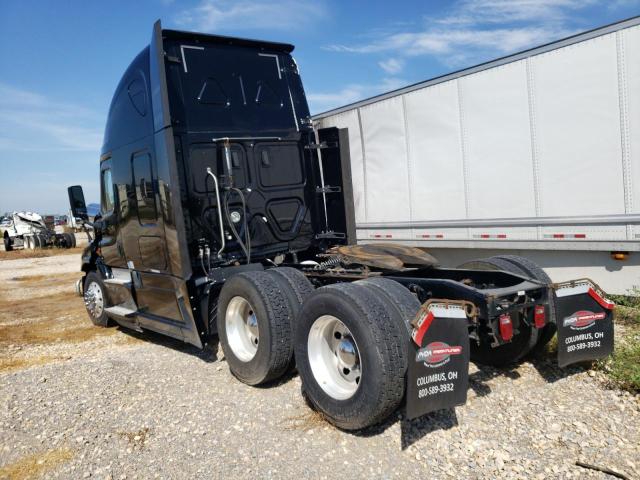 Image 3 of 2018 FREIGHTLINER CASCADIA 125  2018 with VIN 3AKJGLDV0JSJL7749