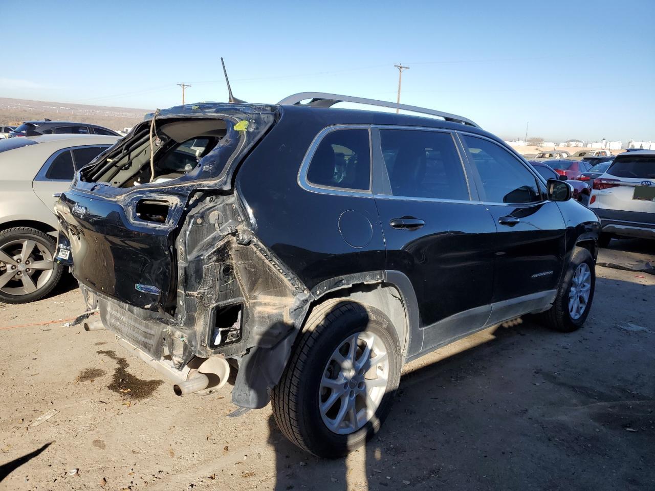 Image 3 of 2018 JEEP CHEROKEE LATITUDE PLUS 2018 with VIN 1C4PJMLX7JD581941