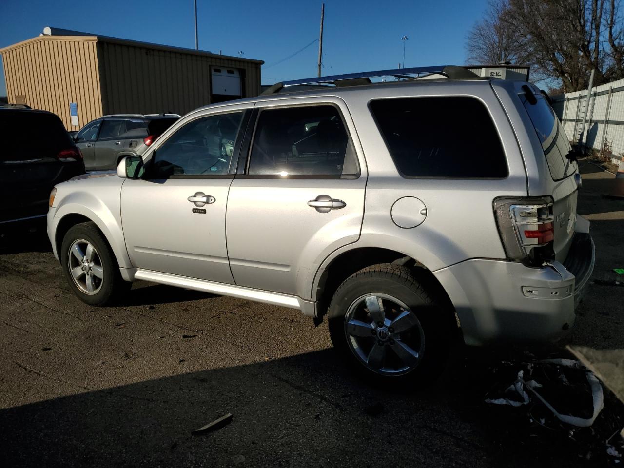 Image 2 of 2011 MERCURY MARINER PREMIER 2011 with VIN 4M2CN8H76BKJ01477