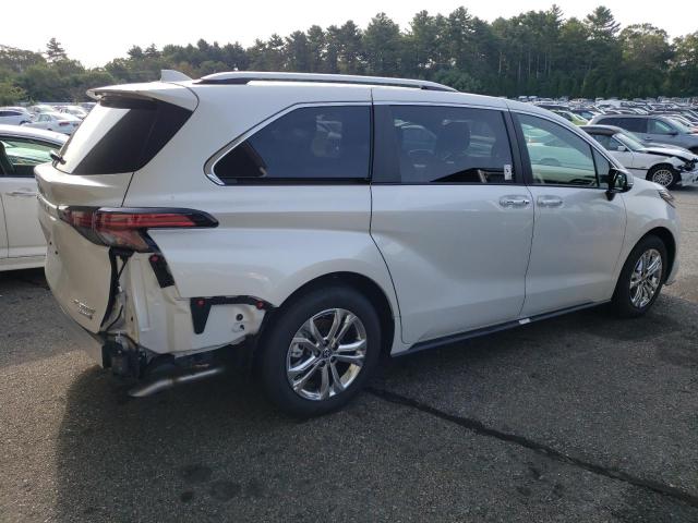 Image 3 of 2023 TOYOTA SIENNA LIMITED 2023 with VIN 5TDESKFC3PS093410