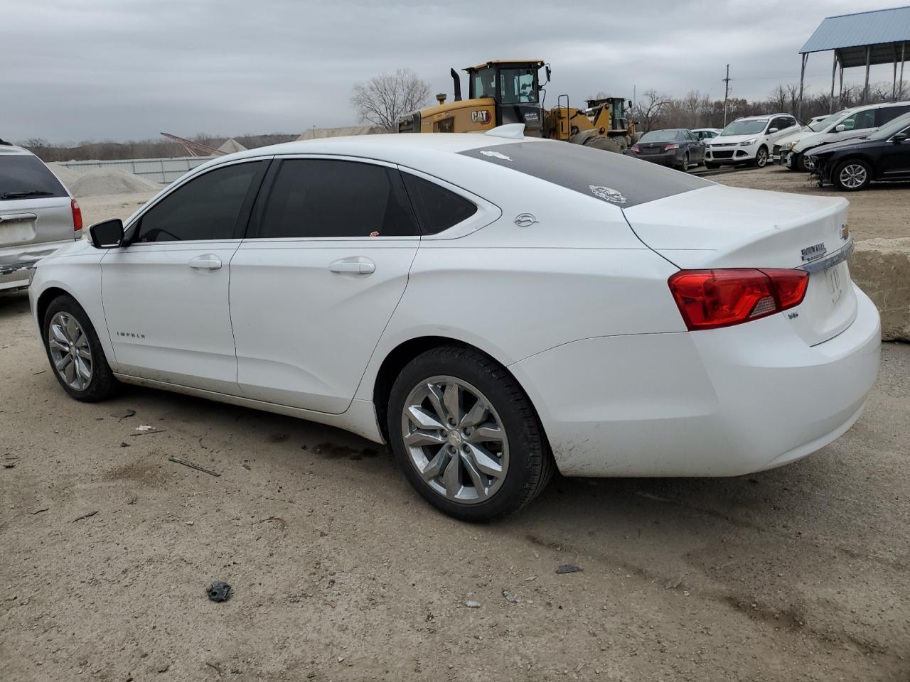 Изображение 2 2017 CHEVROLET IMPALA LT 2017 с VIN 2G1105S39H9131821