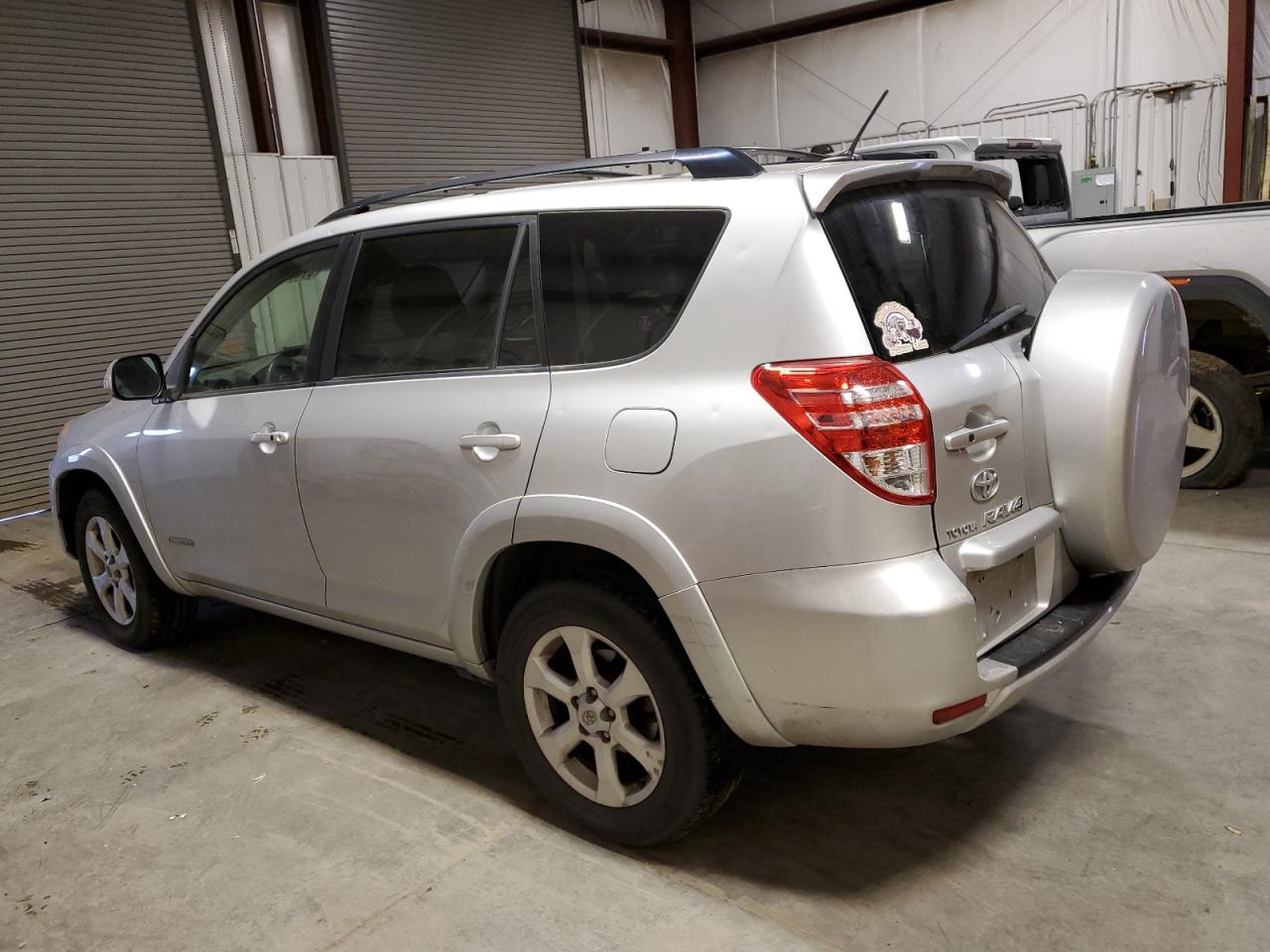 Изображение 2 2009 TOYOTA RAV4 LIMITED 2009 с VIN JTMBK31V79D010139