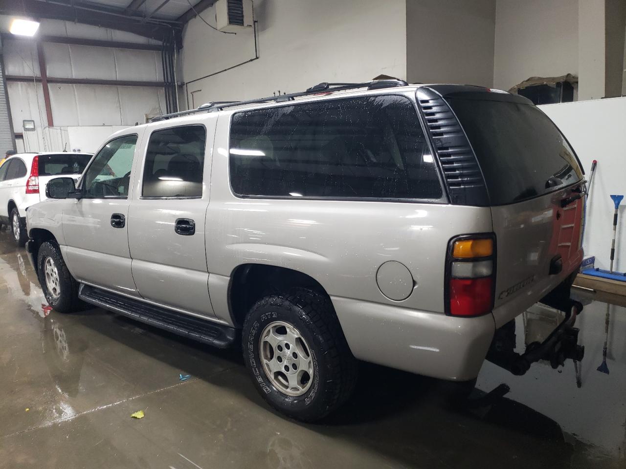 Obraz 2 z 2006 CHEVROLET SUBURBAN C1500 2006 z VIN 1GNEC16Z66J167465