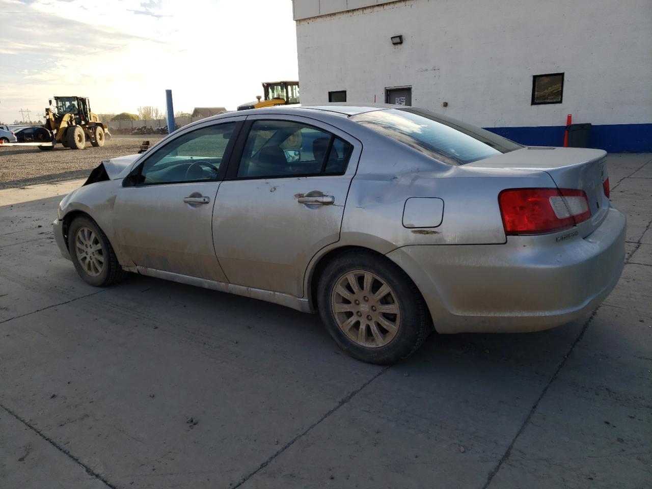 Изображение 2 2011 MITSUBISHI GALANT FE 2011 с VIN 4A32B2FF4BE011175
