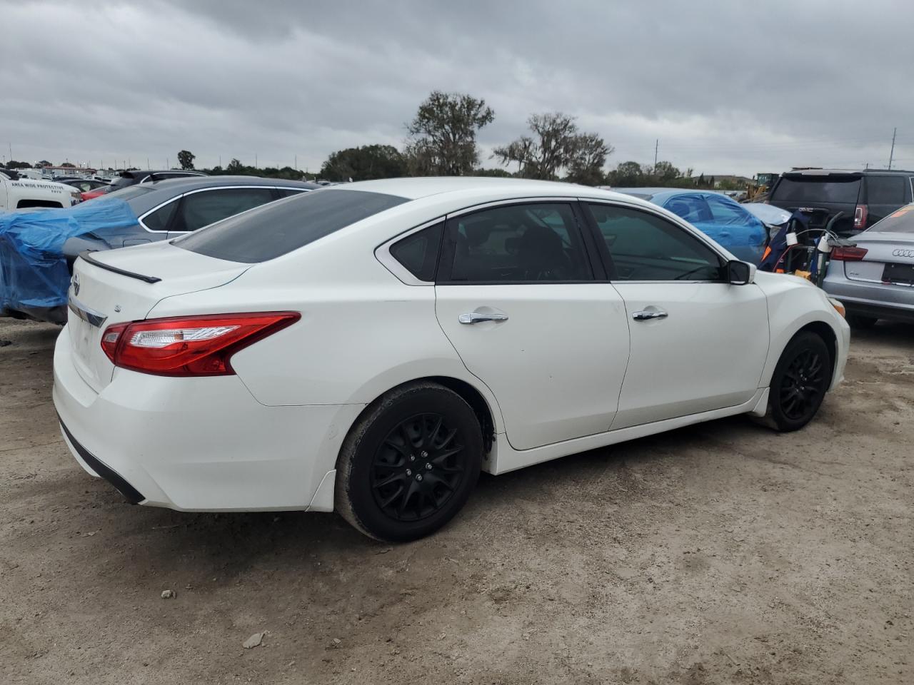 Изображение 3 2016 NISSAN ALTIMA 2.5 2016 с VIN 1N4AL3AP9GC178321